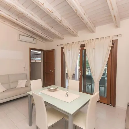 Brigata House - Luxury 2 Beds, Wifi, Balcony,sea View - Key To Apartment Castelsardo