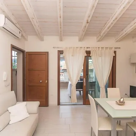 Apartment Brigata House - Luxury 2 Beds, Wifi, Balcony,sea View - Key To *