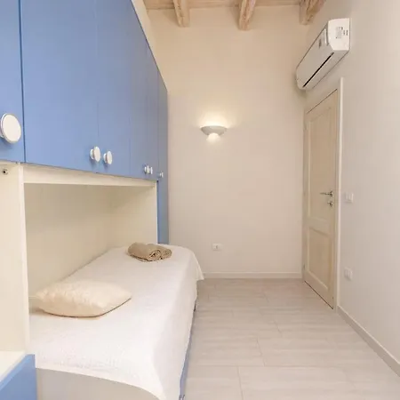 Brigata House - Luxury 2 Beds, Wifi, Balcony,sea View - Key To 아파트 *