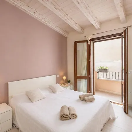 아파트 Brigata House - Luxury 2 Beds, Wifi, Balcony,sea View - Key To *