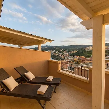 Brigata House - Luxury 2 Beds, Wifi, Balcony,sea View - Key To * 카스텔사르도