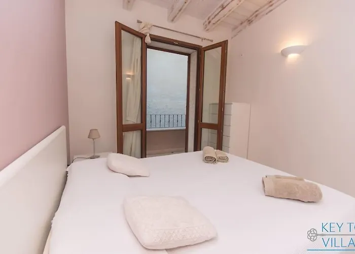Brigata House - Luxury 2 Beds, Wifi, Balcony,sea View - Key To Castelsardo