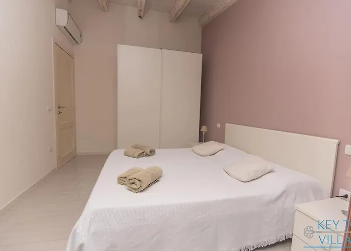 Brigata House - Luxury 2 Beds, Wifi, Balcony,sea View - Key To Daire *