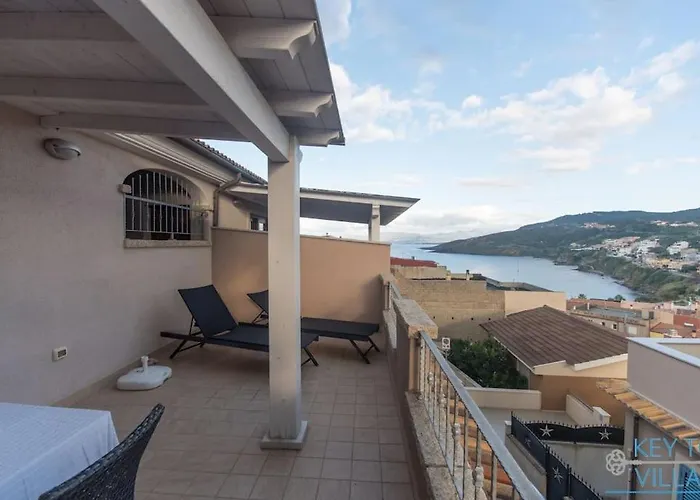 Daire Brigata House - Luxury 2 Beds, Wifi, Balcony,sea View - Key To *